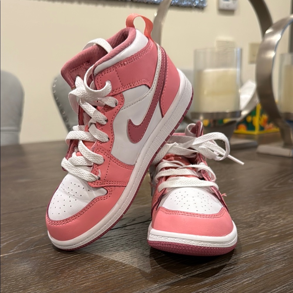 Nike Kids Pink and White Sneakers